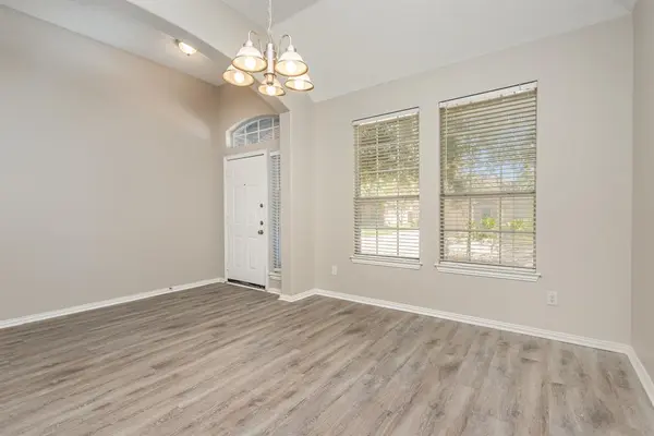 Lewisville, TX 75077,812 Pinnacle Circle