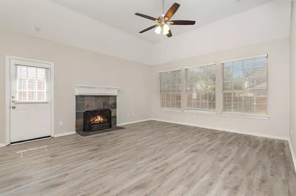 Lewisville, TX 75077,812 Pinnacle Circle