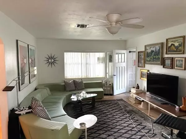 Dania Beach, FL 33004,22 SW 6th St