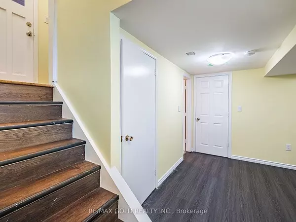 Brampton, ON L6Y 1R8,179 Elizabeth ST S