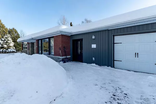 Greater Sudbury, ON P3A 1K5,1201 Hawthorne DR