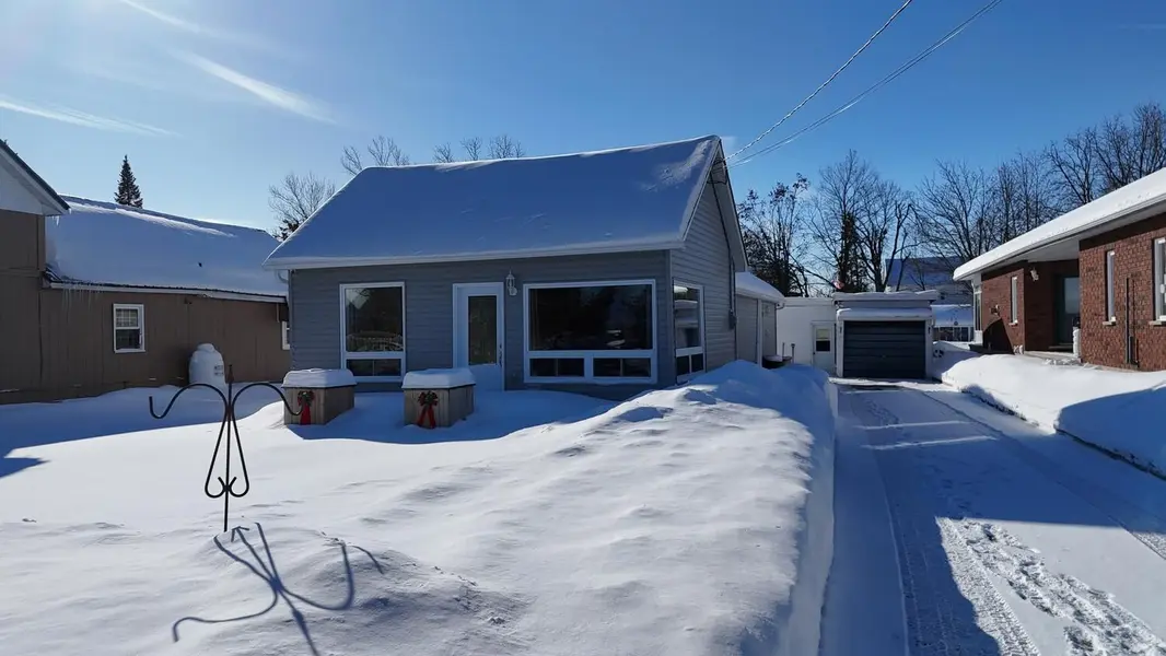 47 Need ST, Kawartha Lakes, ON K0M 1A0