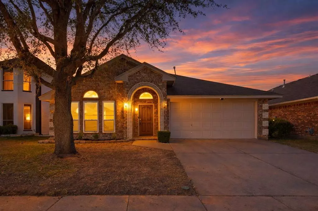 Saginaw, TX 76131,908 Churchhill Drive