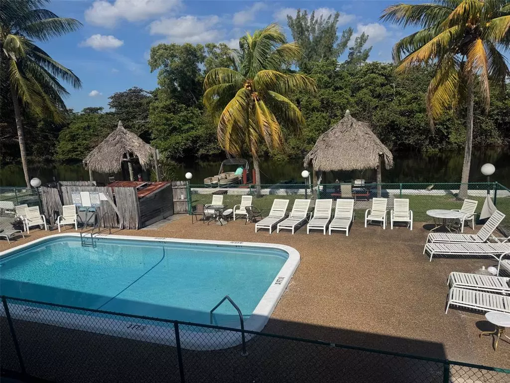 Fort Lauderdale, FL 33312,3211 SW 44th St #209