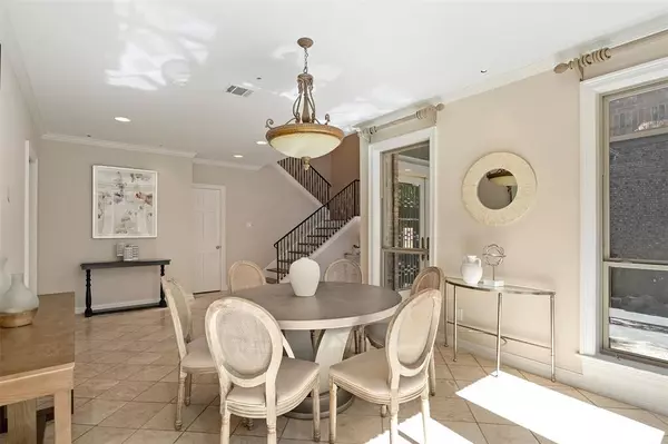 Dallas, TX 75225,4 Braewick Court