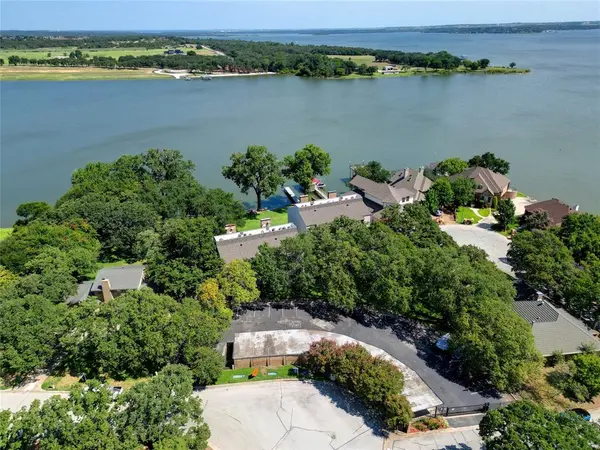 Azle, TX 76020,388 Driftwood Court #1A