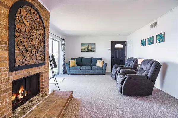 Azle, TX 76020,388 Driftwood Court #1A