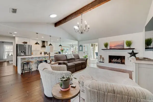 Grapevine, TX 76051,2923 Southridge Drive