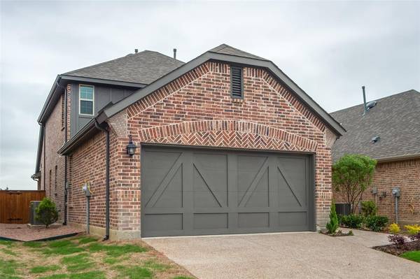 3317 Damsel Sauvage Lane, Lewisville, TX 75056