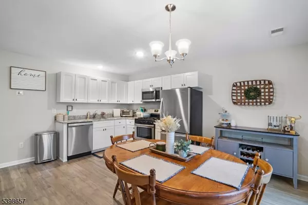 Newton Town, NJ 07860,21 Gregg Ct