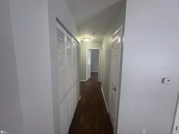 Flint, MI 48506,3210 Wyoming Ave AVE