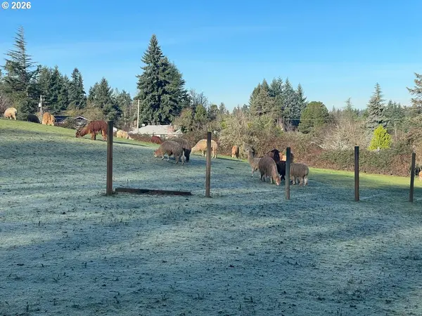 12101 NW 17TH AVE, Vancouver, WA 98685