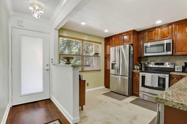 Coconut Creek, FL 33066,2403 Antigua Cir #B2