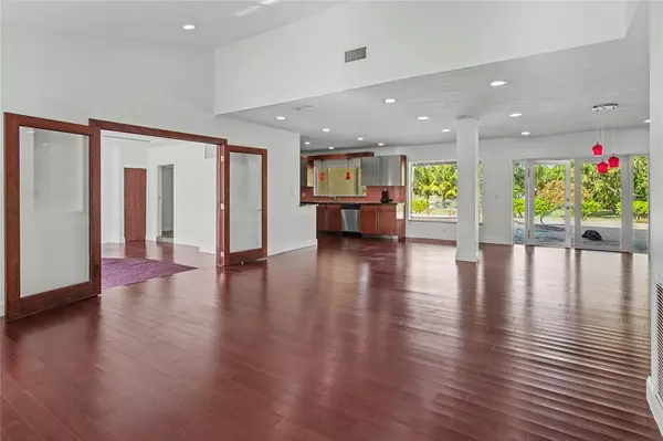 Cooper City, FL 33328,8619 SW 51st St