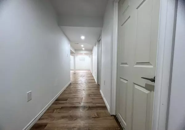 New Tecumseth, ON L0G 1W0,4 Pridham (basement ) PL