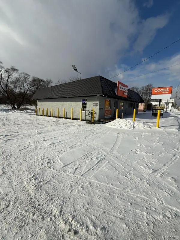 3318-3320 S Cedar St, Lansing, MI 48910