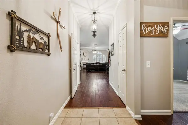 Denton, TX 76210,6828 Crenshaw Lane