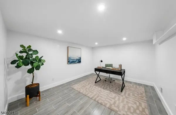 Bergenfield Boro, NJ 07621,301 New Bridge Rd