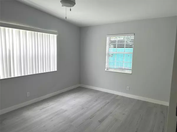 Fort Lauderdale, FL 33304,805 NE 17th Ave #3