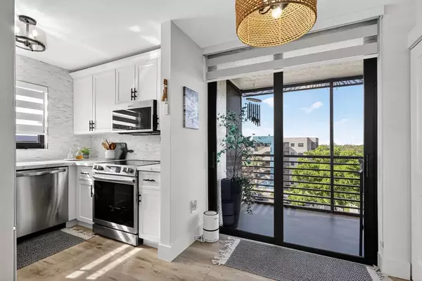 Pembroke Pines, FL 33026,1000 Colony Point Cir #501