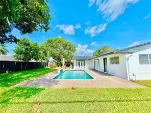 Fort Lauderdale, FL 33334,1478 NE 56th St