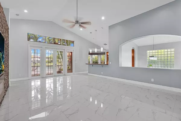 Miramar, FL 33029,3542 SW 175th Ave