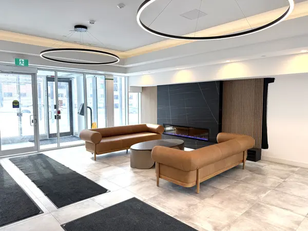 715 Davis DR #B1405, Newmarket, ON L3Y 0J2