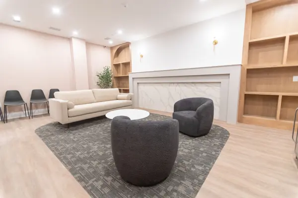 Kingston, ON K7L 1B3,223 Princess ST #526