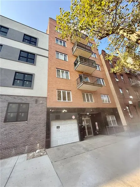 157 Avenue P #2A, Brooklyn, NY 11204