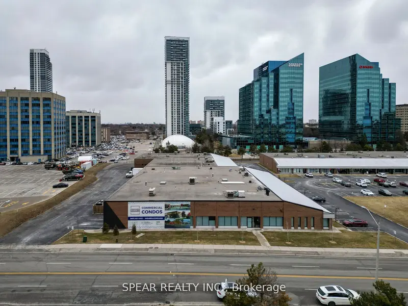 280 - 422 Consumers RD #26, Toronto C15, ON M2J 1P8