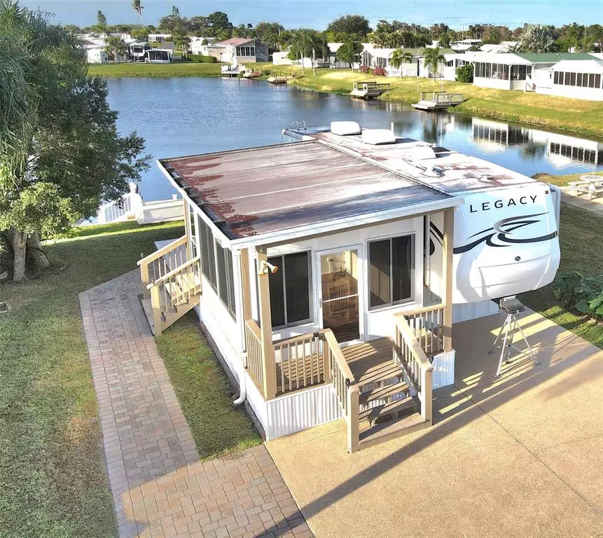 Okeechobee, FL 34974,13860 SE 143rd Ave