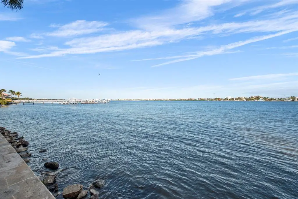 Lantana, FL 33462,200 Waterway Dr S #301