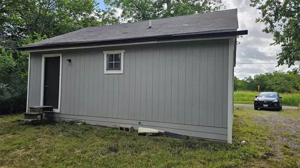 Ladonia, TX 75449,106 S Wilson Street