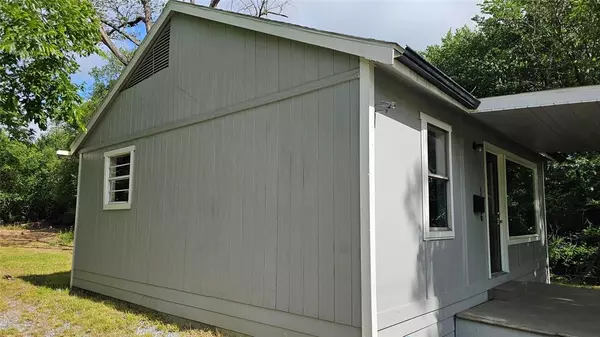 Ladonia, TX 75449,106 S Wilson Street