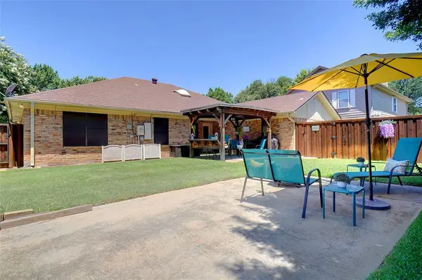 Bedford, TX 76021,2609 Talisman Court