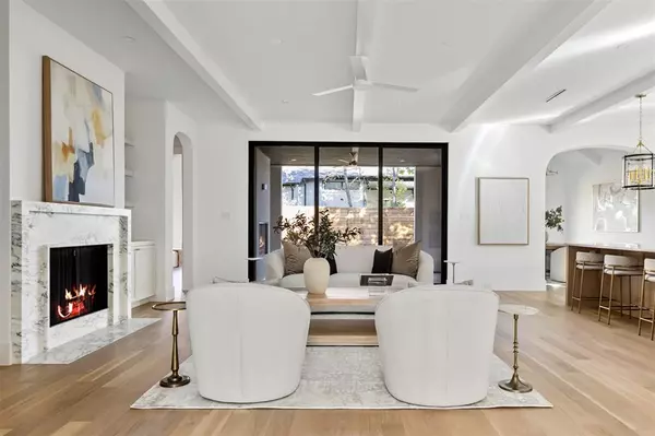 Dallas, TX 75220,9826 Mixon Drive