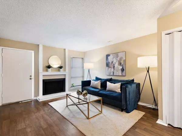 Fort Worth, TX 76112,5532 Boca Raton Boulevard #191