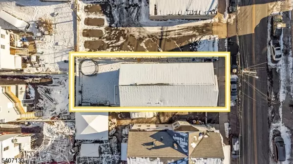 Paterson City, NJ 07522,110-PT112 Redwood Ave