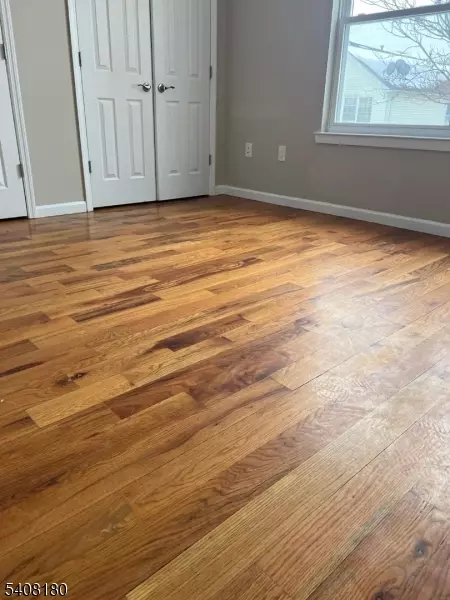 Newark City, NJ 07103,405 S 6TH #1