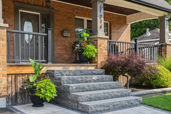 Oshawa, ON L1G 1E7,314 Richmond ST E