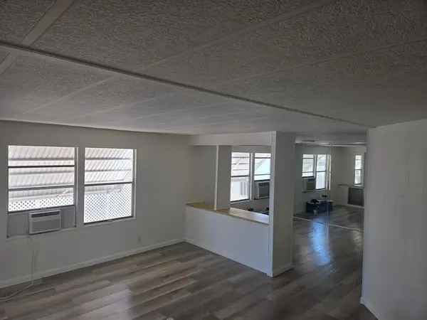 Fort Lauderdale, FL 33312,5627 Lagoon Dr