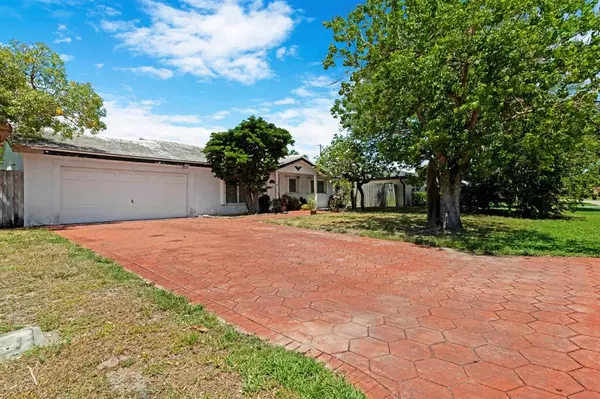 Fort Lauderdale, FL 33334,5713 NE 17th Ave