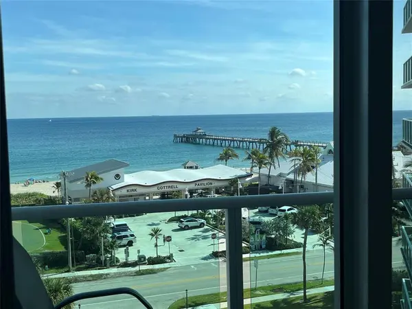 Deerfield Beach, FL 33441,333 NE 21st Ave #904