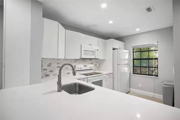 Pembroke Pines, FL 33026,510 NW 103rd Ter #510