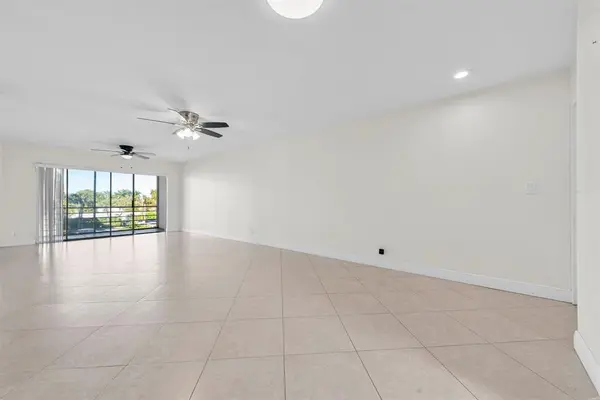 Lantana, FL 33462,200 Waterway Dr S #301