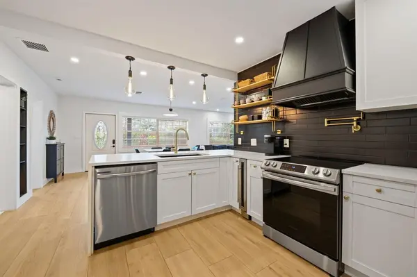 Fort Lauderdale, FL 33304,739 NE 17th Rd