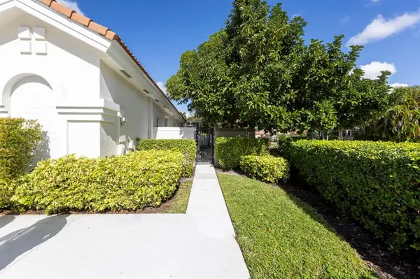 Boca Raton, FL 33434,6391 NW 23rd Lane