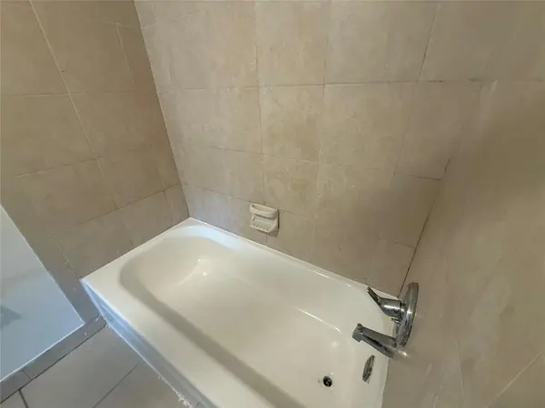 Tamarac, FL 33321,7960 Colony Cir