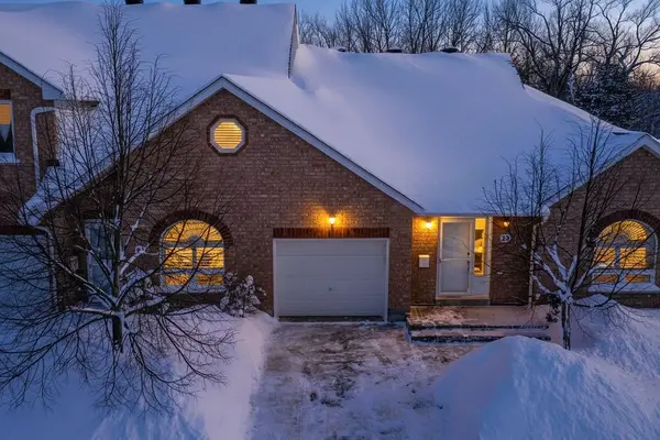 318 LITTLE AVE #25, Barrie, ON L4N 2Z6