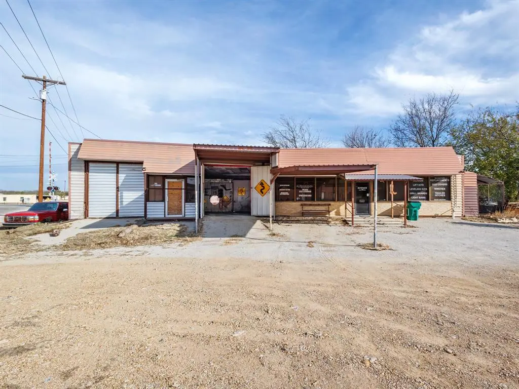 Coleman, TX 76834,201 E Liveoak Street